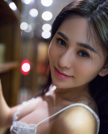 Wu Muxi Innocent Eyes