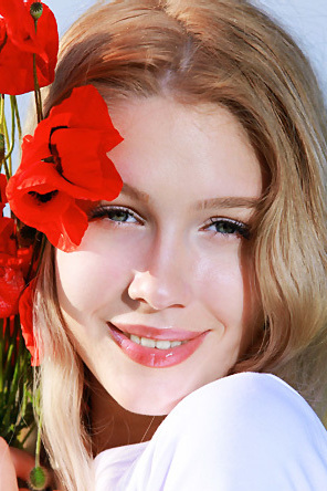 Genevieve Gandi - Edilyr