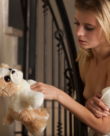 Playful And Sweet Erotic Teen Zoey Ryder